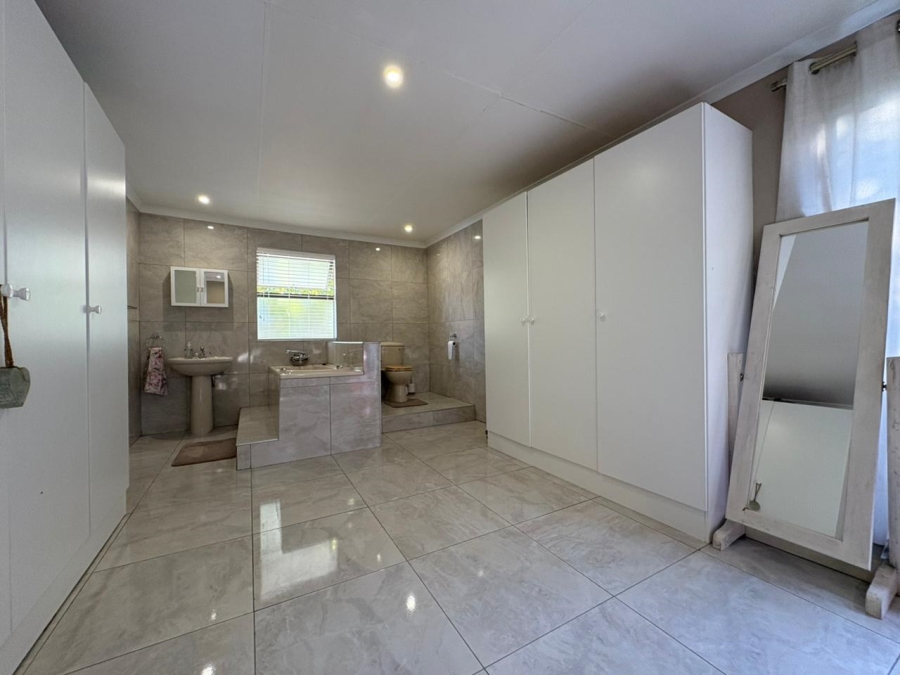 4 Bedroom Property for Sale in Bodorp North West